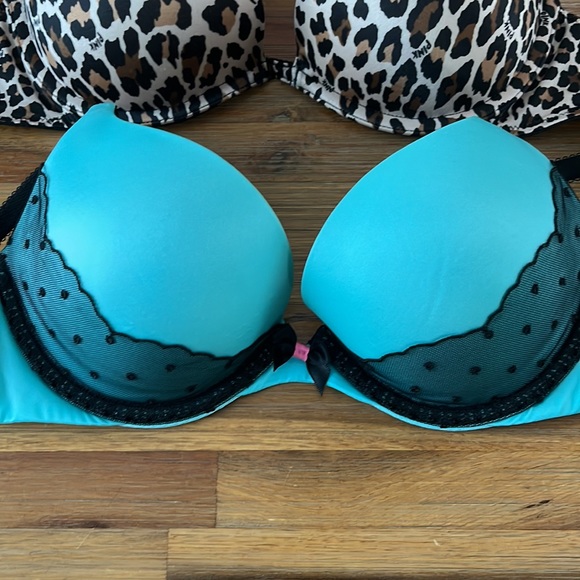 EUC Victorias Secret Leopard Blue Laced Push Up Bras 34B - Picture 3 of 7